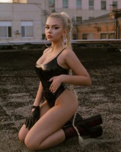 Эскортница Яна, метро Арбатская, Москва