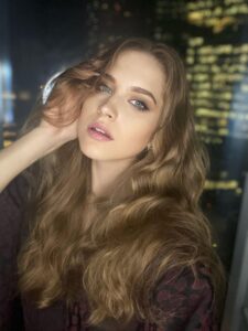 Элитная эскортница Валентина Москва